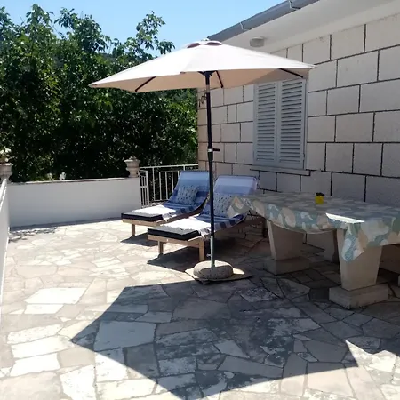 Oli's Place Apartman *